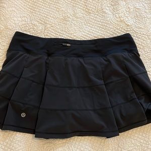 Lululemon pace rival skirt